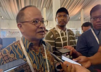 Ketua Umum PPGI, Ahmad Mughira Nurhani, usai menghadiri Pembukaan Global Printing & Packaging Expo (GPPE) di PRPP Convention Center, Kota Semarang, Kamis (23/11/2023).