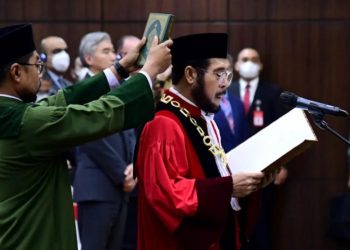 Anwar Usman dilaporkan ke KPK oleh Persatuan Advokad Demokrasi Indonesia karena diduga melakukan nepotisme (dok. Instagram @jokowi)