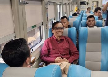 Mahfud MD mencuit di akun Twitter-nya tentang doa yang pernah diajarkan oleh Gus Dur semasa hidup (dok. istimewa)