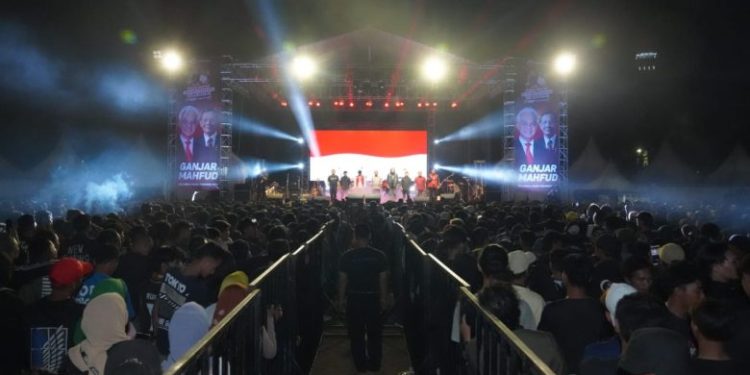 Kemeriahan Pesta Rakyat Ganjar #14 di Stadion Ranggajati Kabupaten Cirebon, beberapa waktu lalu. (Dok Relawan Ganjar)