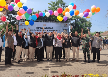 Apel Siaga Pengawasan Kampanye Pemilu 2024 di Halaman Kantor Kecamatan Mijen, Kota Semarang, Minggu (19/11/2023). (dok. Istimewa)