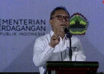 Menteri Perdagangan Zulkifli Hasan saat menghadiri Rakernas APPSI di Semarang, Selasa (19/12/2023). (dok. Panduga)