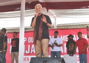 Ganjar Pranowo saat berkunjung ke Majalengka, Minggu (24/12/2023). (Dok Relawan Ganjar)