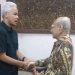 Ganjar Pranowo bertemu dengan Emil Salim beberapa waktu lalu. (dok. istimewa)