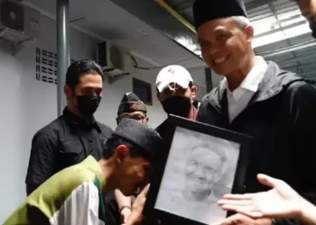 Ganjar Pranowo saat berkunjung ke Cilacap beberapa waktu lalu. (Dok Relawan Ganjar)