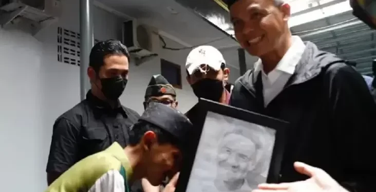 Ganjar Pranowo saat berkunjung ke Cilacap beberapa waktu lalu. (Dok Relawan Ganjar)