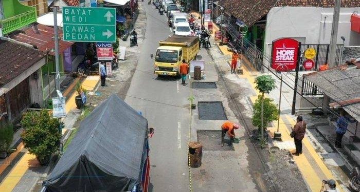 Ilustrasi jalan raya di Kabupaten Klaten Jawa Tengah. (dok. istimewa)