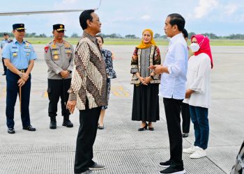 Sri Sultan Hamengkubuwana X saat bertemu Presiden Jokowi (dok. jogjaprov.go.id)