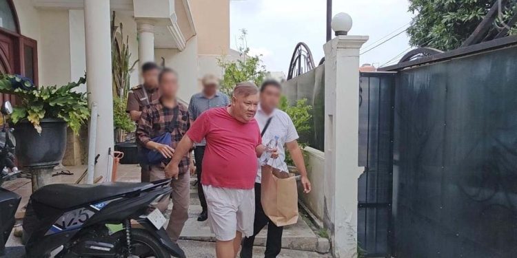 DPO pencucian uang bank BCA ditangkap tim gabungan Kejaksaan Tinggi Jawa Tengah, Rabu (21/2/2024) (dok. istimewa)