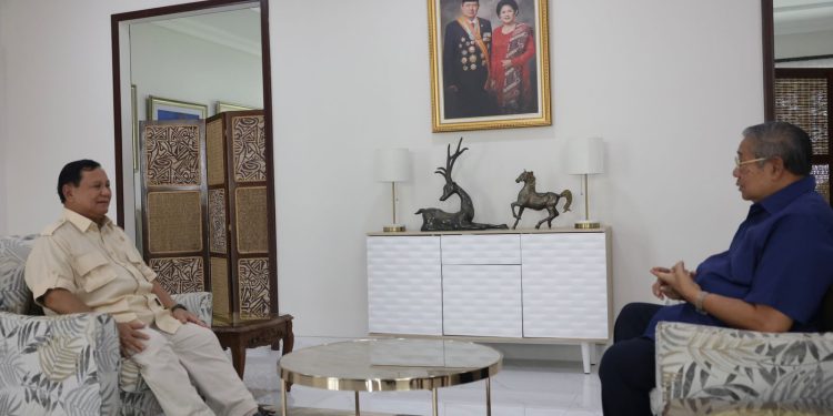 Prabowo Subianto dan SBY saling bertemu (dok. kemhan,go.id)