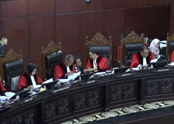 Mahkamah Konstitusi memutuskan sengketa Pilpres 2024 (dok. Youtube Mahkamah Konstitusi RI)