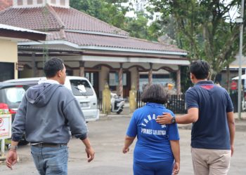 asisten rumah tangga