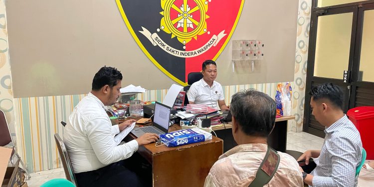 Pelaku penganiayaan diamankan anggota Satreskrim Polresta Banyumas. (dok/ist)