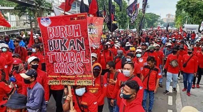 Demo buruh di Jakarta tolak pemberlakuan UU Tapera dan UU Cipta Kerja (dok. istimewa)