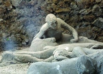 Fosil korban azab pelaku homoseksual atau LGBT di Kota Pompeii (dok. istimewa)