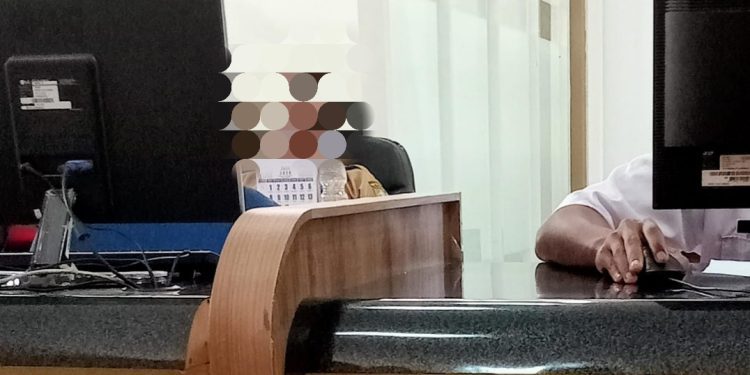 ASN Blora Viral Tidur di Jam Kerja, Kepala Dinas Malah Bela dan Pasang Badan