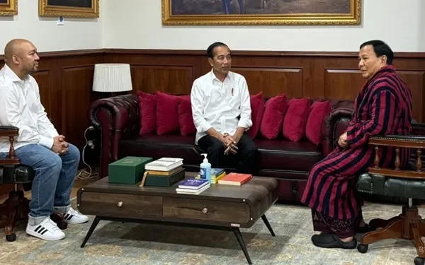 Jokowi dan Prabowo saat usai mejalani operasi besar di RSPPN Jakarta (dok. Instagram Prabowo)