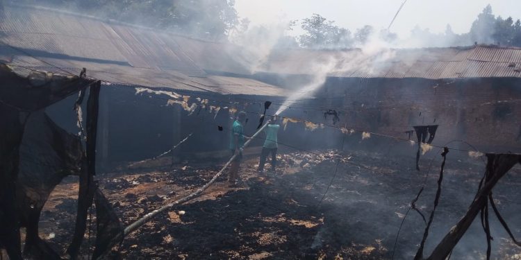 Kebakaran di Blok Sepeda Pasar Pecangaan dan Pabrik Kapuk di Jepara Berhasil Dipadamkan