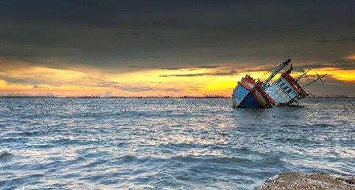 kapal tenggelam