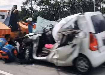 BREAKING NEWS Kecelakaan Tol Semarang-Solo: Mobil Karimun Tabrak Truk