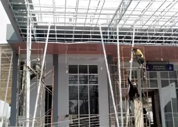 Plafon Terminal Cepu Blora yang Baru Dibangun Langsung Ambrol