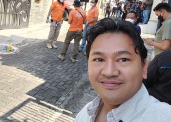 Inilah Tampang Damar Sinuko Wartawan CNN Indonesia yang Diduga Intimidasi Keluarga Korban Penembakan Polisi di Semarang