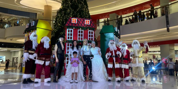 The Park Semarang Hadirkan “Magical Christmas Ball”, Pertunjukan Akrobatik Internasional Sambut Natal dan Tahun Baru