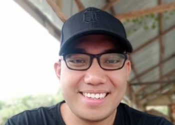 Tampang Kepsek SDN 005 Tanjungpinang Yang DO Siswa Karena Protes Pemotongan Uang Hadiah Lomba