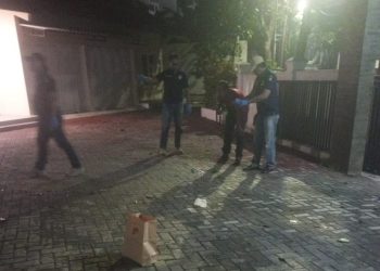 Olah TKP oleh Polrestabes Semarang di rumah dinas asisten Kejaksaan Tinggi Jawa Tengah (dok. istimewa)