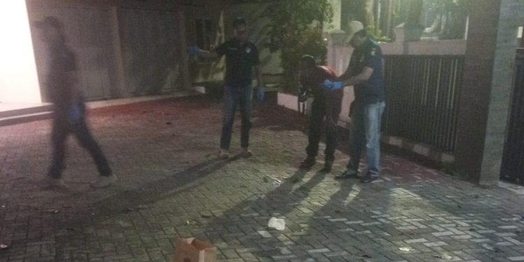 Olah TKP oleh Polrestabes Semarang di rumah dinas asisten Kejaksaan Tinggi Jawa Tengah (dok. istimewa)