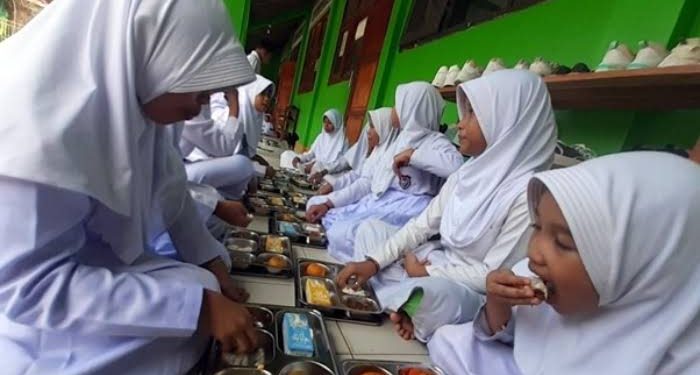Ilustrasi makan bergizi untuk anak sekolah (dok. istimewa)
