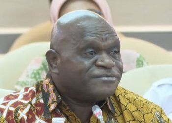 Natalius Pigai Klarifikasi Soal Pernah Punya Pacar Tiga