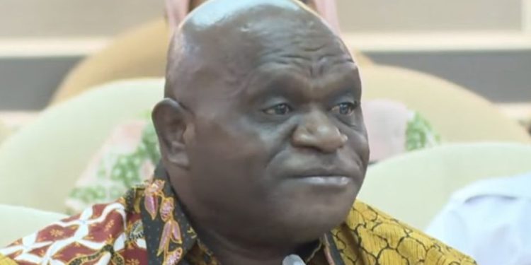 Natalius Pigai Klarifikasi Soal Pernah Punya Pacar Tiga