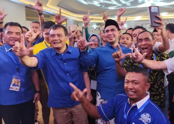 Ketua DPW PAN Jateng, Sunarmin (pojok kiri) saat bersama Ahmad Luthfi dan Taj Yasin (dok. istimewa)