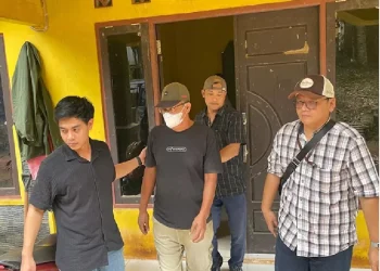 Tim Tangkap Buronan (Tabur) Kejaksaan Negeri (Kejari) Kotawaringin Barat berhasil menangkap buronan kasus korupsi, T. Agus Suprapto (dok. istimewa)