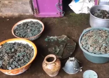 Koin Kuno Ditemukan di Lereng Bromo (dok. istimewa)