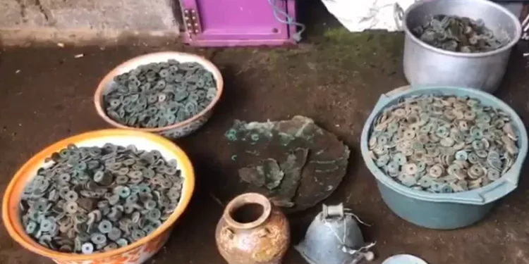Koin Kuno Ditemukan di Lereng Bromo (dok. istimewa)
