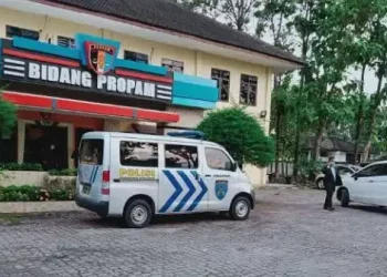 Dua polisi Polda Sumut ditangkap Tipikor Polri atas dugaan pemerasan kepala sekolah di Nias. (dok. istimewa)