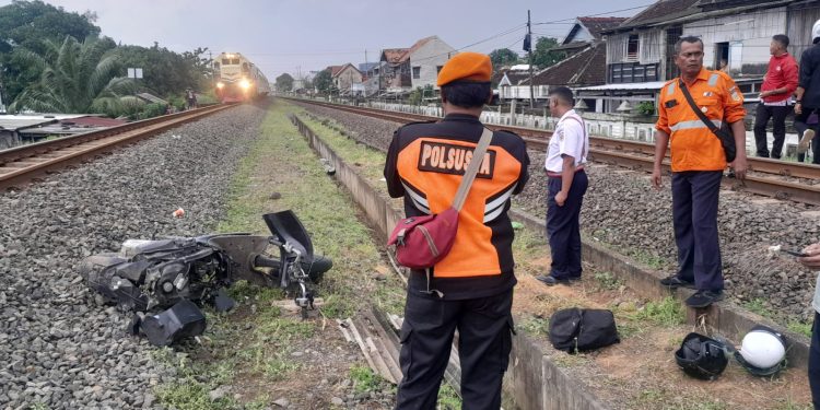 Siswi SMKN 10 Semarang tewas tertabrak kereta di perlintasan Kokrosono (dok. istimewa)