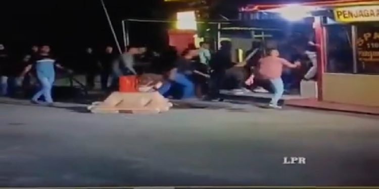 Puluhan oknum TNI diduga menyerang Polres Tarakan, Kalimantan Utara. (dok. istimewa)