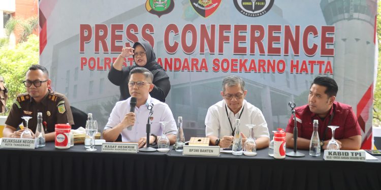 Polresta Bandara Soekarno-Hatta menangkap tujuh pelaku sindikat tindak pidana perdagangan orang (TPPO) sepanjang Februari 2025. (dok. Humas Polri)