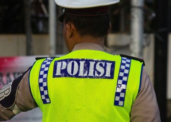 Polisi (SHUTTERSTOCK/CAHYADI SUGI)