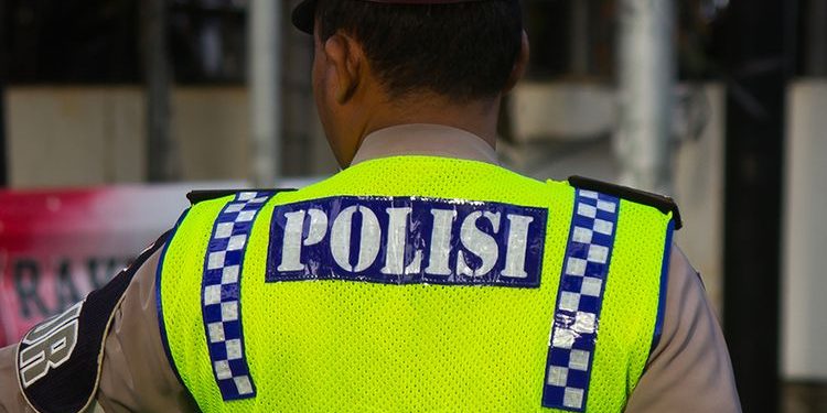 Polisi (SHUTTERSTOCK/CAHYADI SUGI)