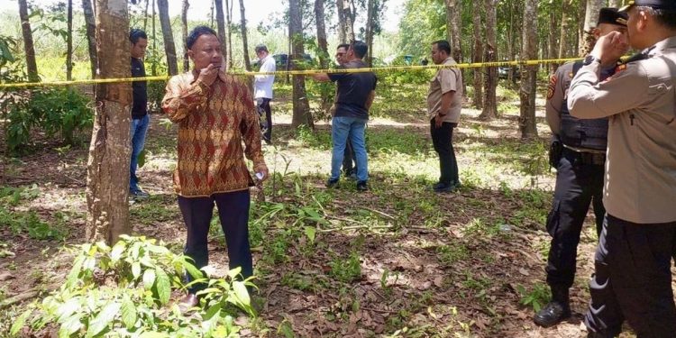 Kompolnas desak Polri-TNI segera umumkan temuan senjata api dalam kasus penembakan tiga polisi di Way Kanan, Lampung. (dok. Polda Lampung)