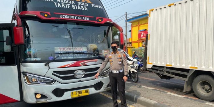 Bus Mira (dok. istimewa)