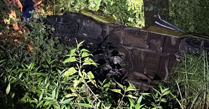 Jeep Bromo yang membawa wisatawan terjatuh ke jurang (dok. istimewa)