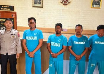 Anggota Grib Jaya rusak aset PT KAI di Semarang (dok. istimewa)