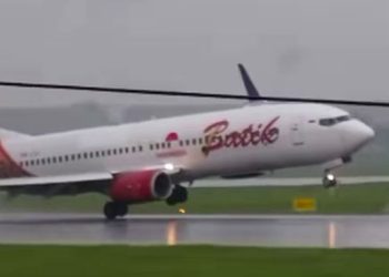 Batik Air mendarat miring saat tiba di Bandara Soetta (dok. istimewa)