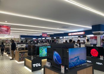 INFORMA Electronics dan SELMA resmi membuka toko baru di Jalan Pandanaran Semarang dengan promo diskon hingga 70%.