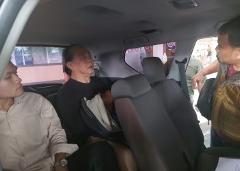 Buronan kasus pajak asal Semarang, Theng Hong Sioe alias Soso, ditangkap di Bali oleh Kejaksaan Agung.